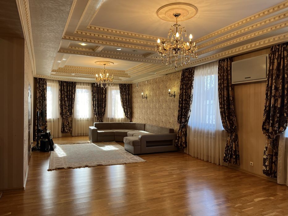 Продается дом 240 квадратов . Год построения 2010, участок 11 соток