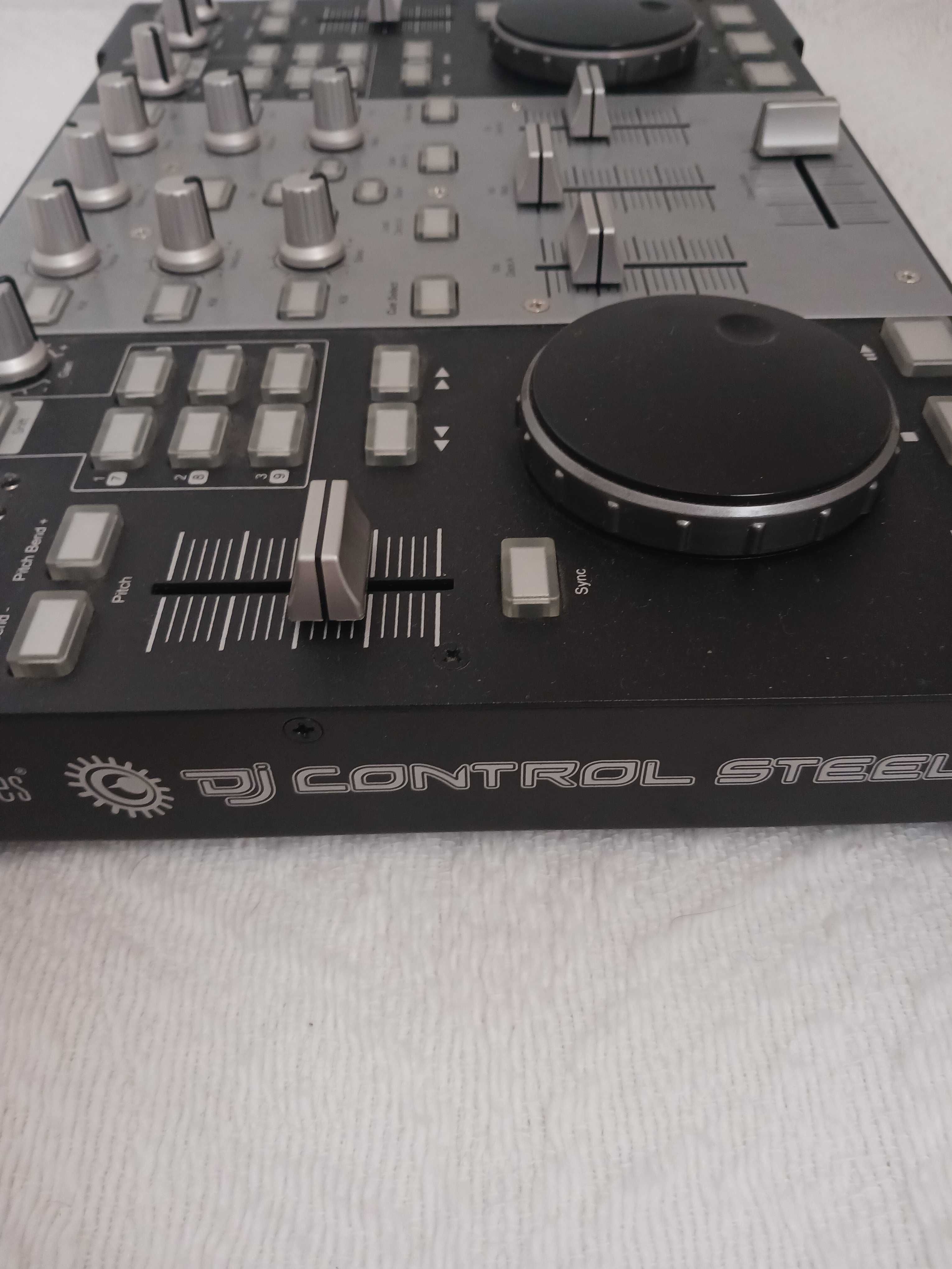 Hercules DJ Control