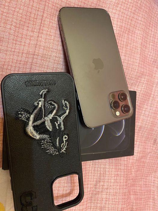 Айфон 12про и Айфон 11  240к