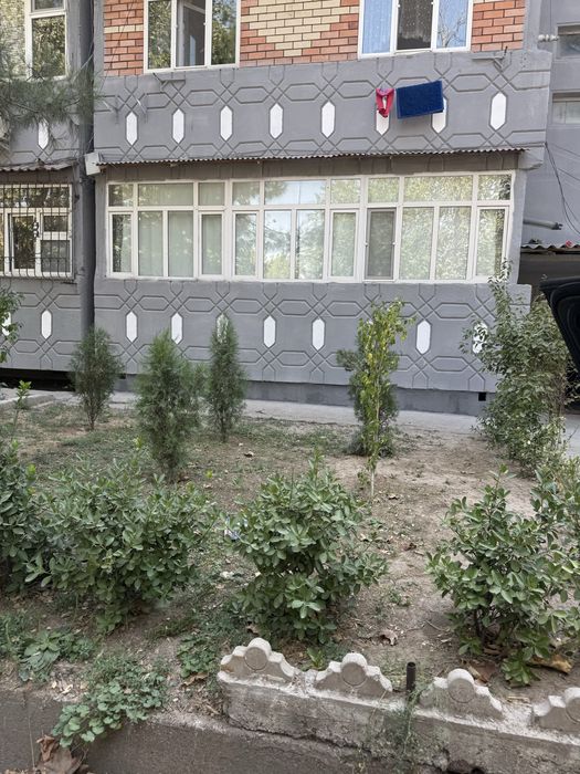 Продам свою 3-х комнатную квартиру с евроремонтом