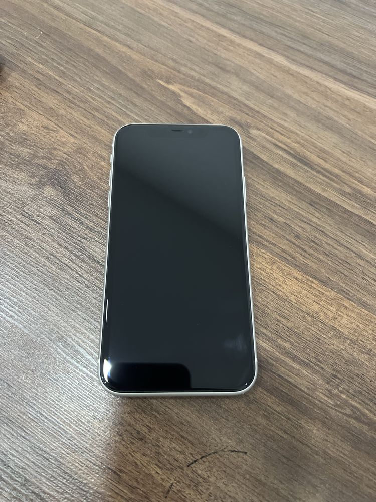 Продается IPhone 11