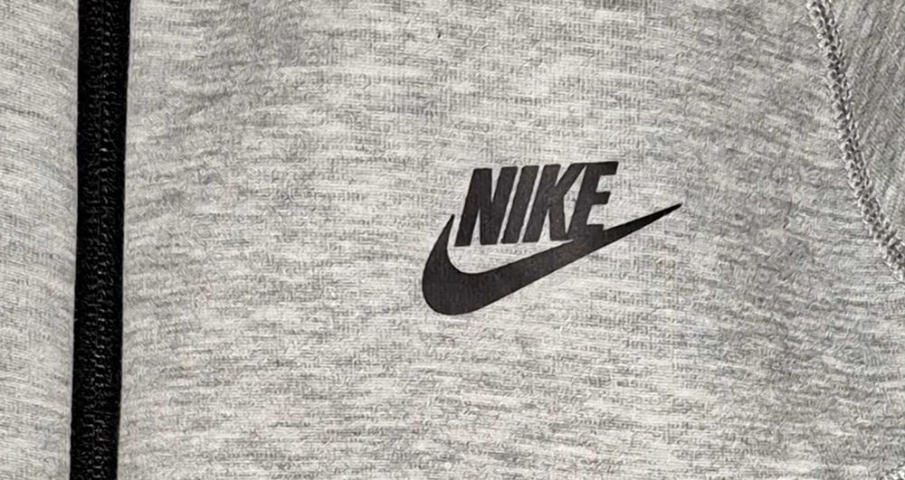 Compleu Nike Tech Fleece