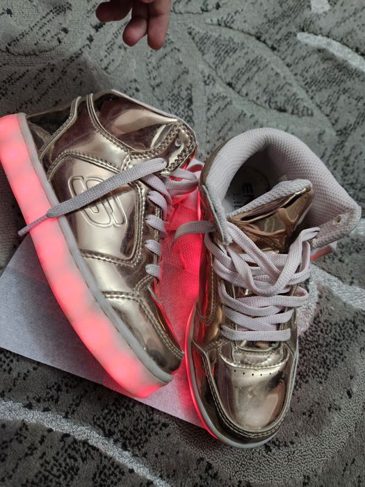 Детская разная обувь