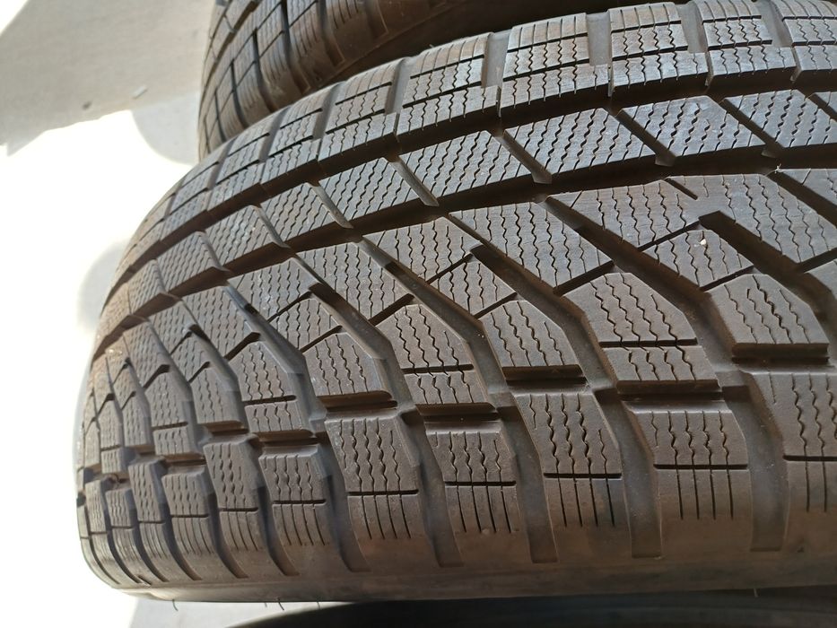 225 55 18 Anvelope Falken