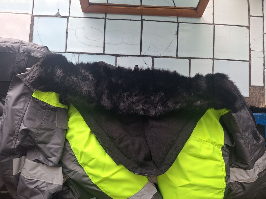 Продам спецовку.