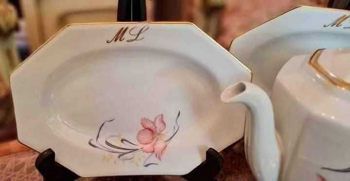 Limoges, France за 12 души.