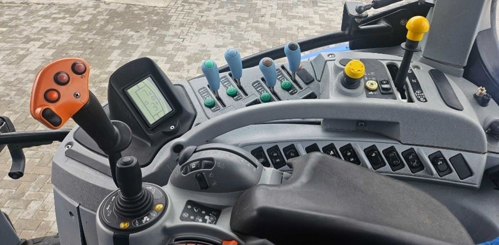 tractor newholland t7030