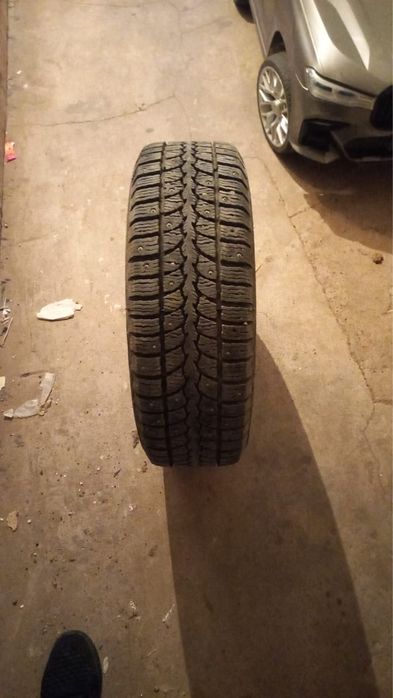 Продам зимние шины с дисками