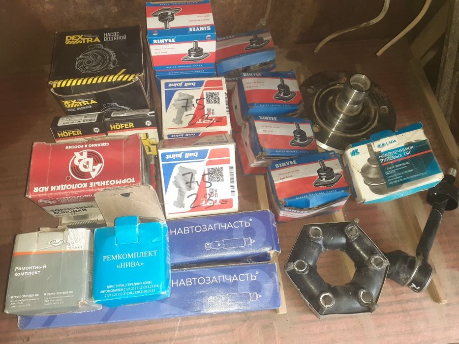 Продам запчасти на ваз 2121