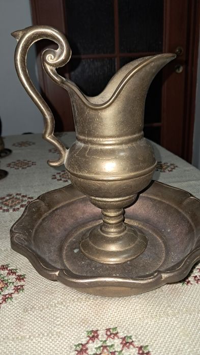 Platou si carafa din bronz masiv , 4,850 kg