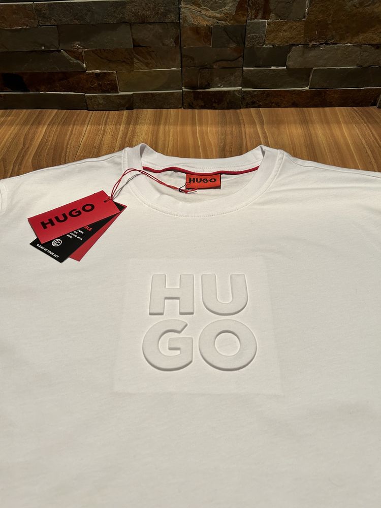 Tricouri Hugo Boss / Pantaloni Scurti Hugo