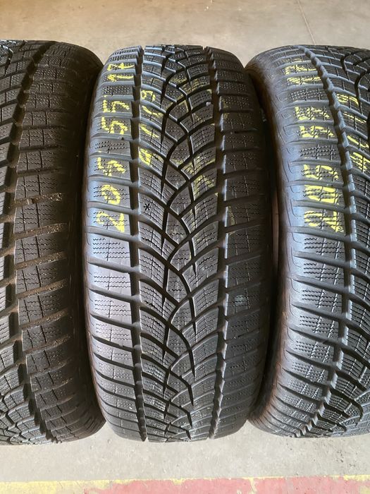 Anvelope iarna 205/55/17 Goodyear Ultra Grip Performance 205 55 17 R17