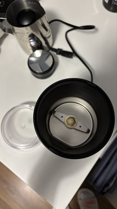 Espressor manual DeLonghi + Râșniță + accesorii