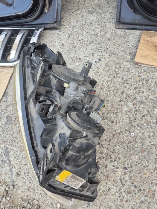 Far Dreapta Nissan Qashqai J10. 2006-2009. Volan stinga.