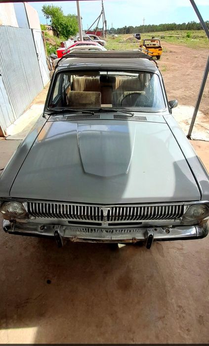 Продам Волгу 24 1984 года не находу мотор снят