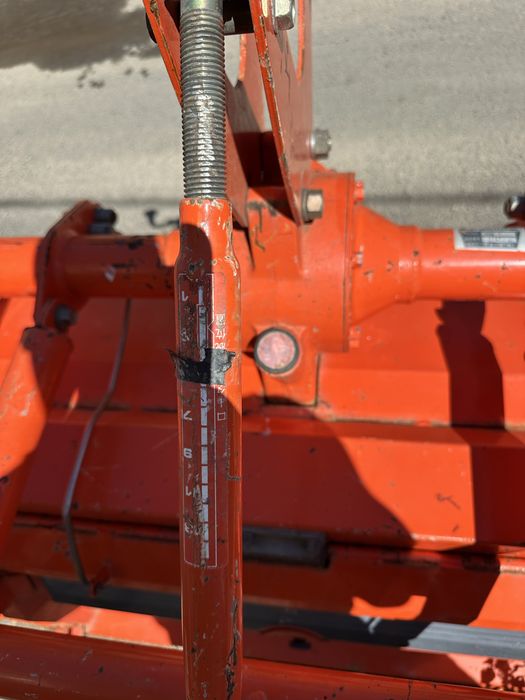 Фреза за кубота 2 мерта,оригинална работеща за Кубота и доста запазена