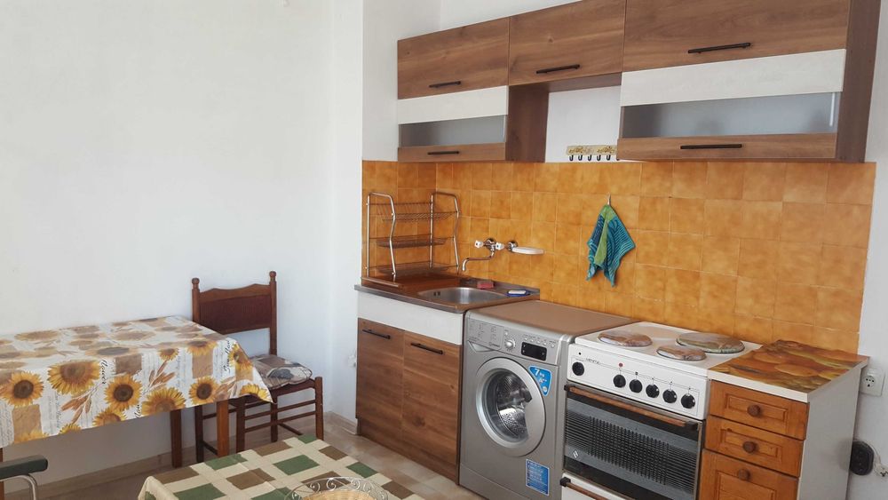 Давам под наем апартамент - гр. Перник, ТОП Център, 55 кв.м.