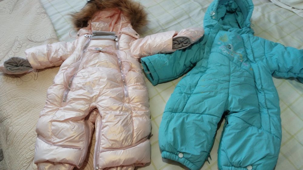 Продается две детские куртки на 7-8 мес. и 1 год