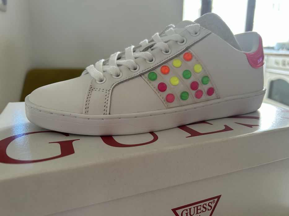 Sneakers Guess noi masura 38