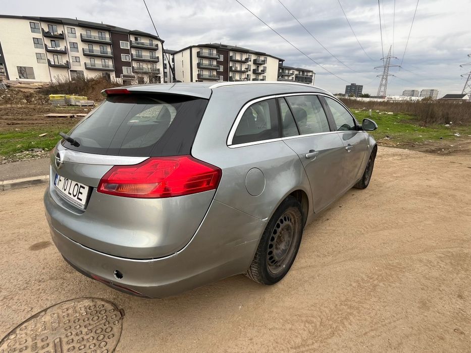 Opel Insignia 2012 – 2.0 Diesel, Automată – 214.062 km – 2200 €