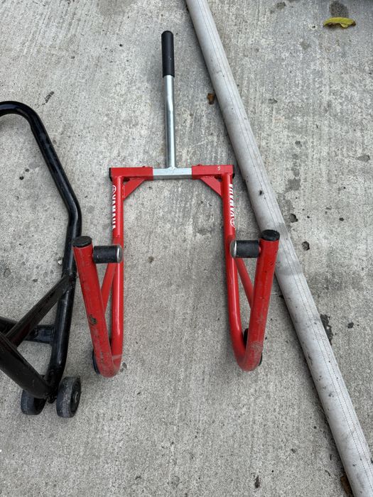 Stander moto monobrat