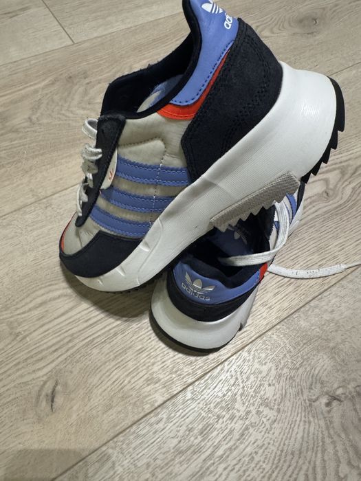 Adidas baieti marimea 38