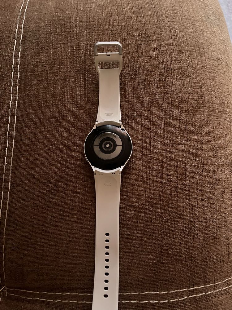 Galaxy watch продам
