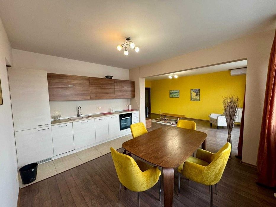 Дава се под наем Тристаен апартамент в София, Център - 110 кв.м за 990 € - Снимка #3