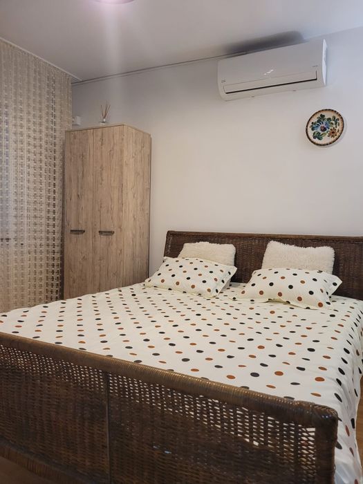 Inchiriez garsoniera ROVINE ,Lidl