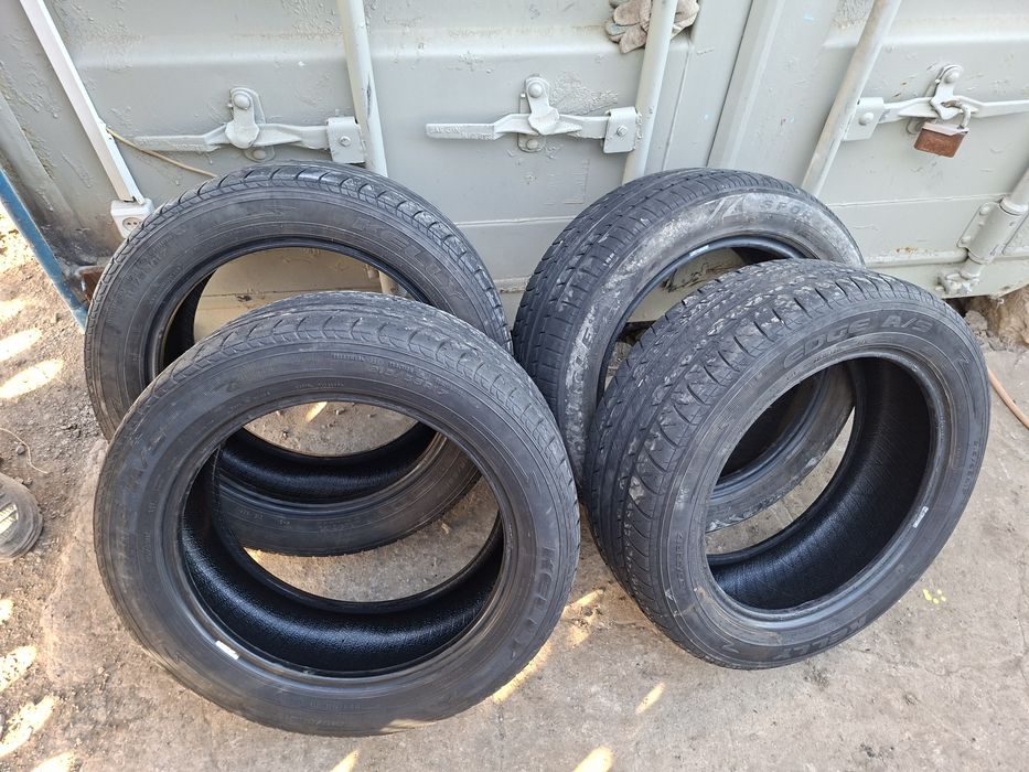 Летний покрышка 215/55R17