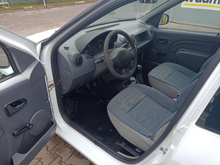 Dacia Logan Pick up 2011 / 1.6 mpi / euro 5