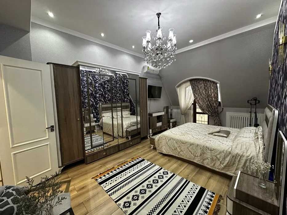 Продаётся просторная 4-комнатная квартира в клубном доме!