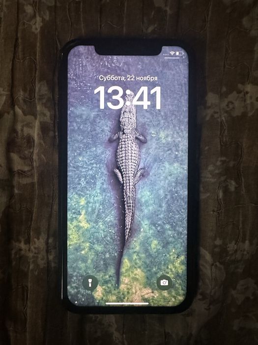 Iphone XR емкость 79%