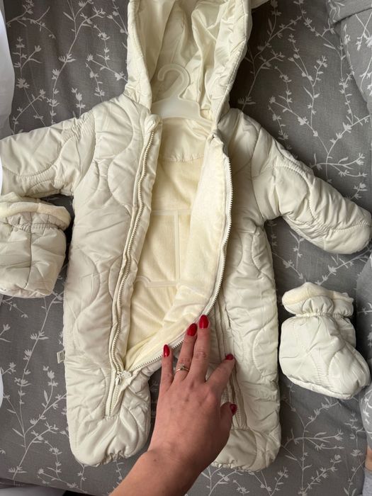 Комбинезон на 3-6 месяцев