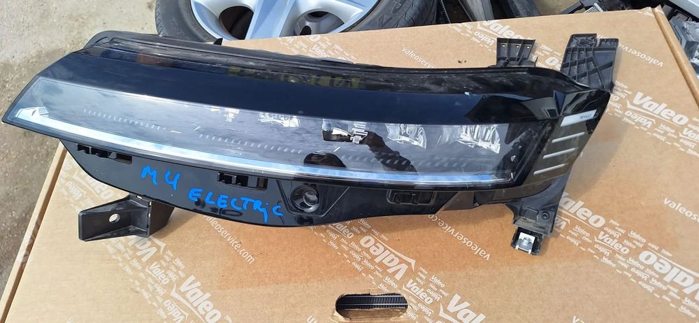 FAR STANGA  RENAULT MEGANE E-TECH 4