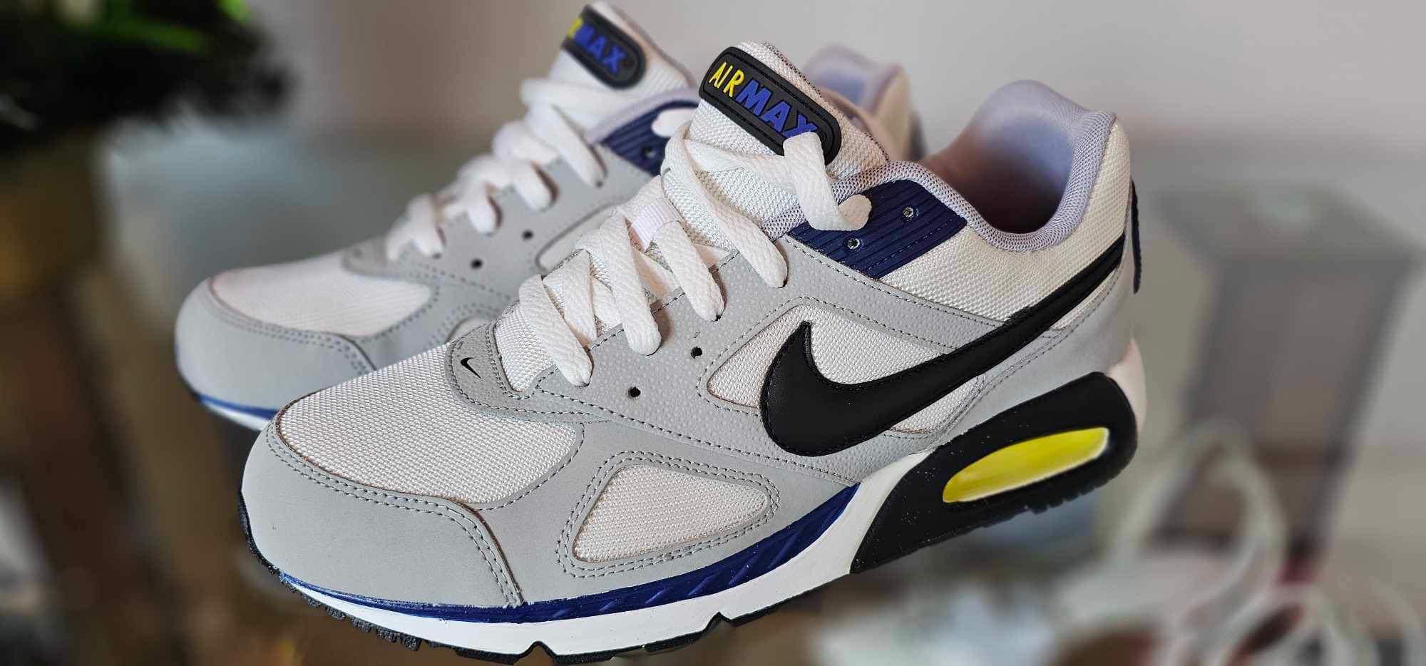 Nike AIR MAX mărimea 43 barbati