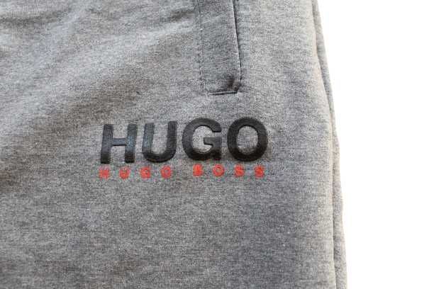 HUGO BOSS Мъжки спортен комплект сив цвят черно лого