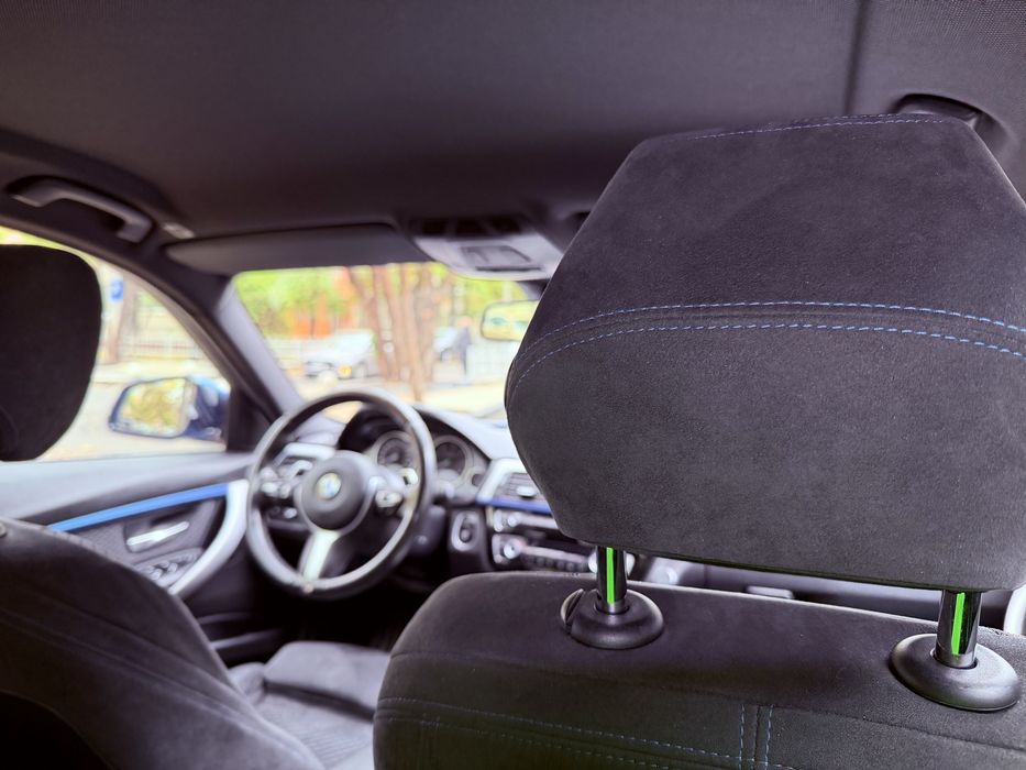 BMW 320d xDrive(4x4) pachet M, interior deosebit , culoare rara