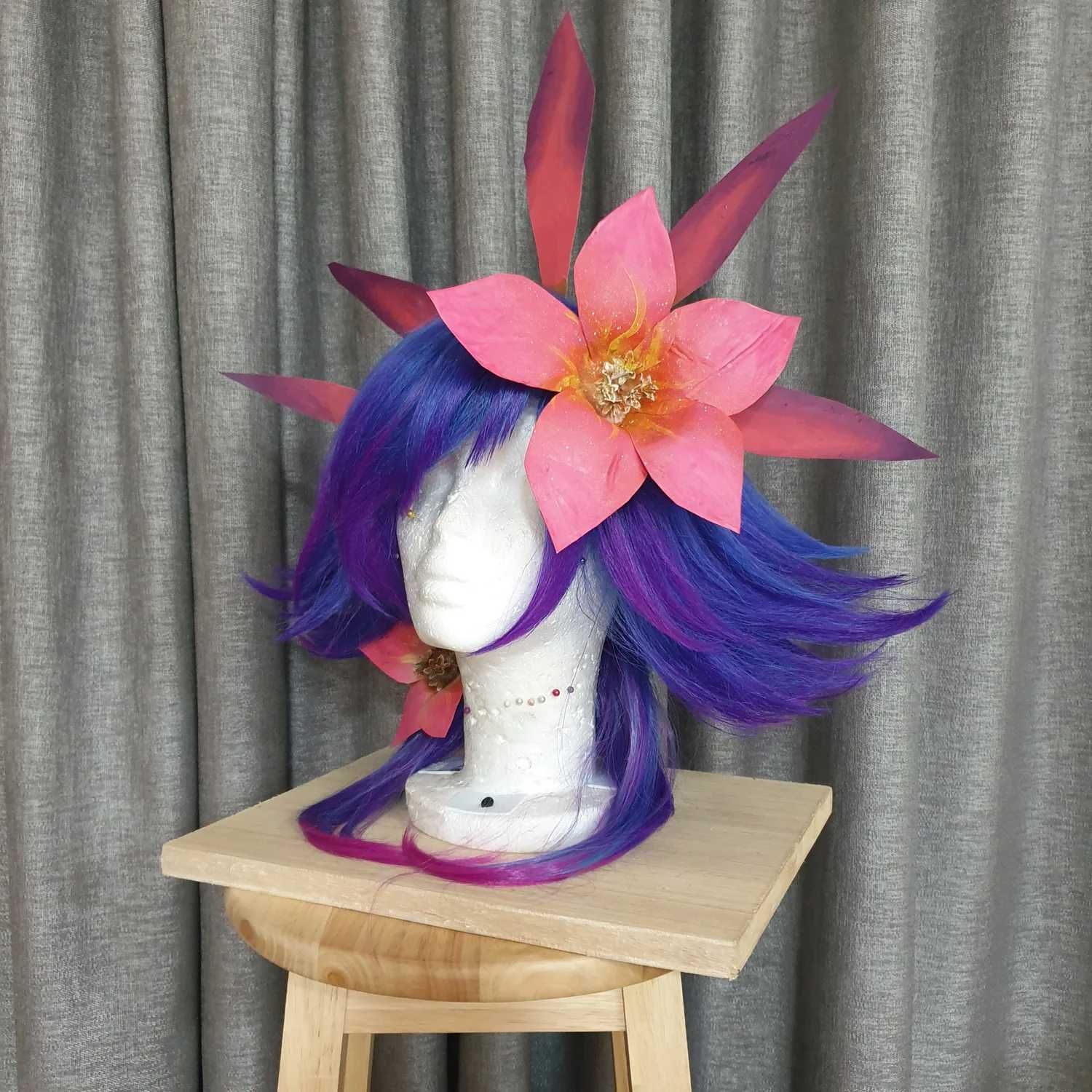 Аниме косплей LOL Neeko Cosplay многоцветна перука