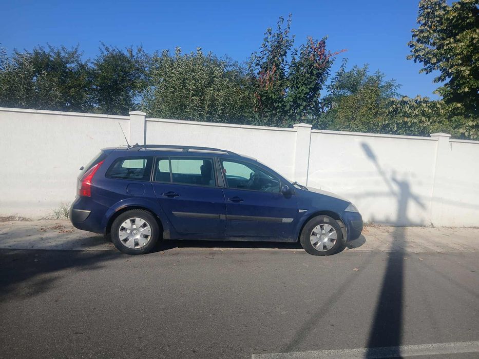 Vand Renault Megane II pentru dezmembrat sau reparat