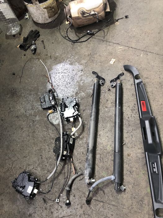 Електрически багажник ф07 гт ( elektricheski bagajnik bmw f07 )