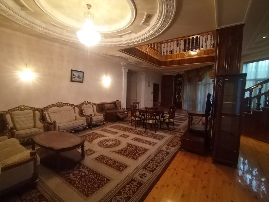 Шайхонтохур Ипакчилик 8 соток 7 хона