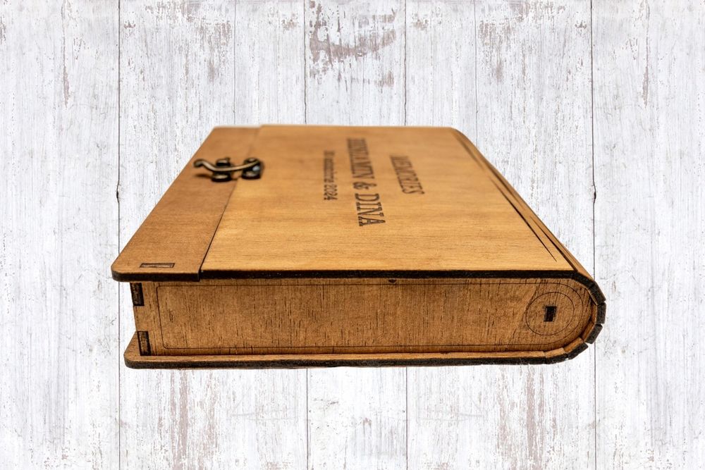 Cutie din lemn - Personalizata - stick 32GB 64GB 128GB - Print foto