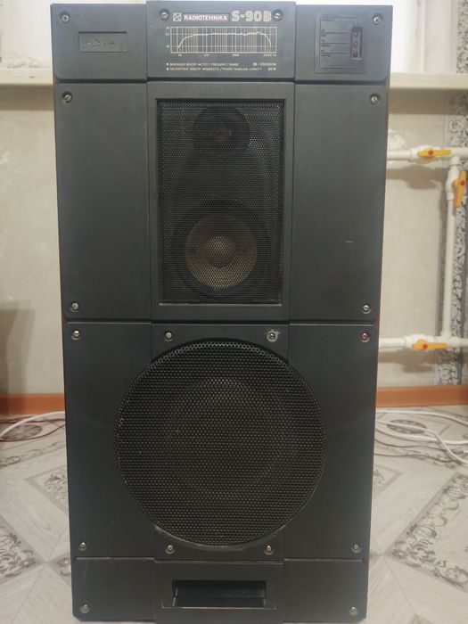 Продам Акустическую колонку 1шт. S90B