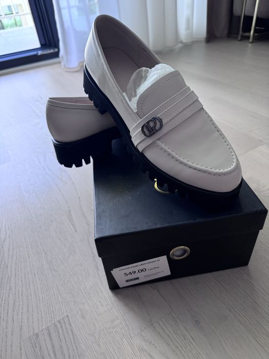 Vand pantofi dama