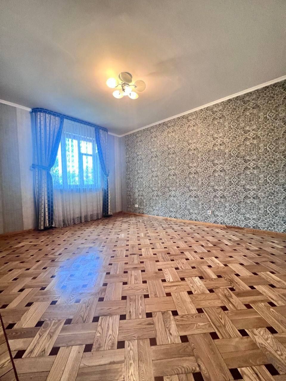 Продам квартиру Буюк ипак йули 3+2/3/4 140м2