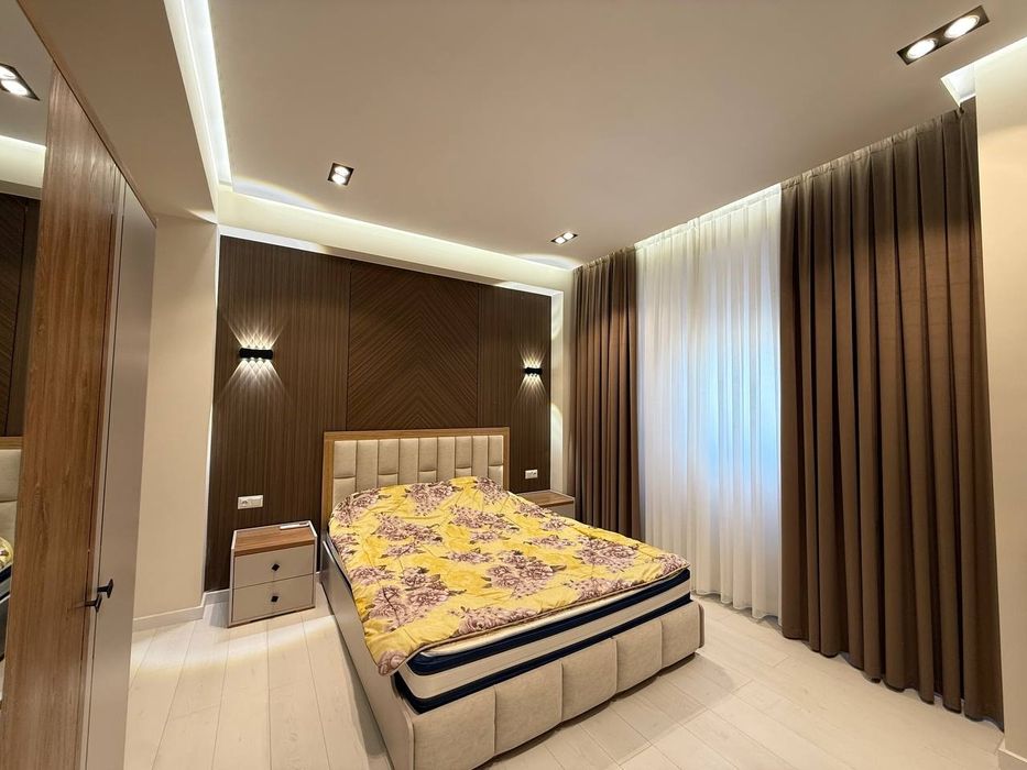 Сдаётся  2 ком Евро новостройка  Яккасарай район