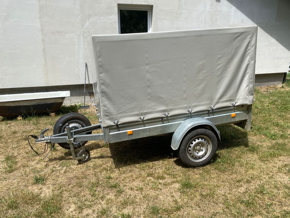 Remorcă 750 kg,an 2022