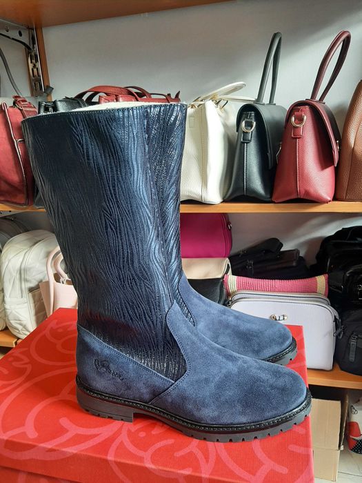 Дамски ботуши с вълна