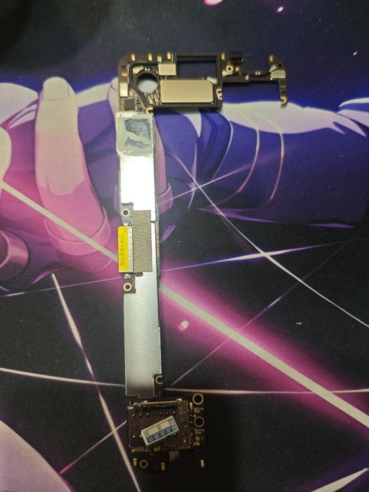 Rog Phone 2 дънна платка работеща